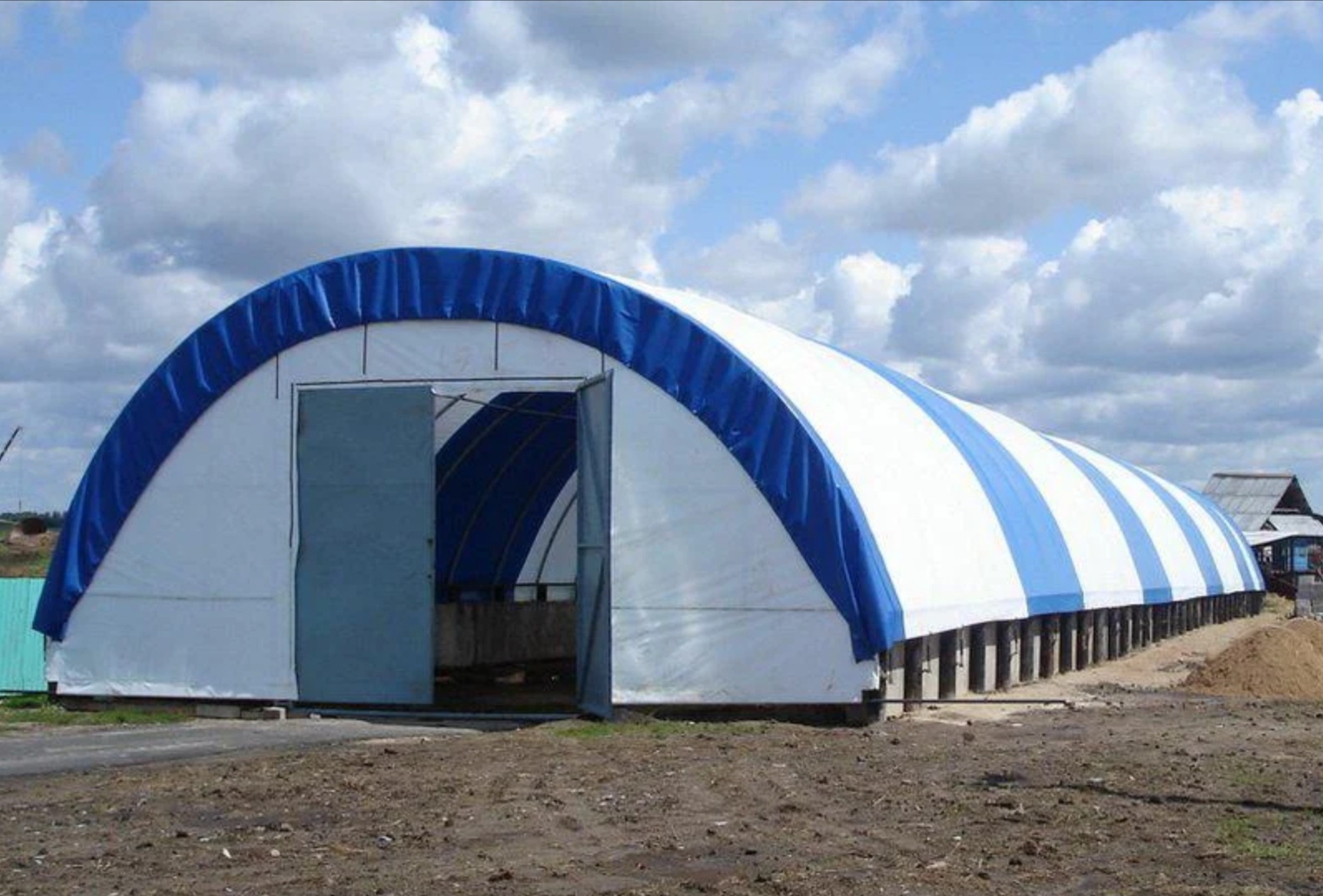 Свинарник тентовый