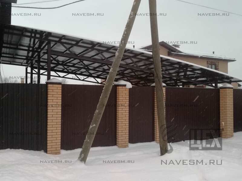 Большой односкатный навес с поликарбонатом